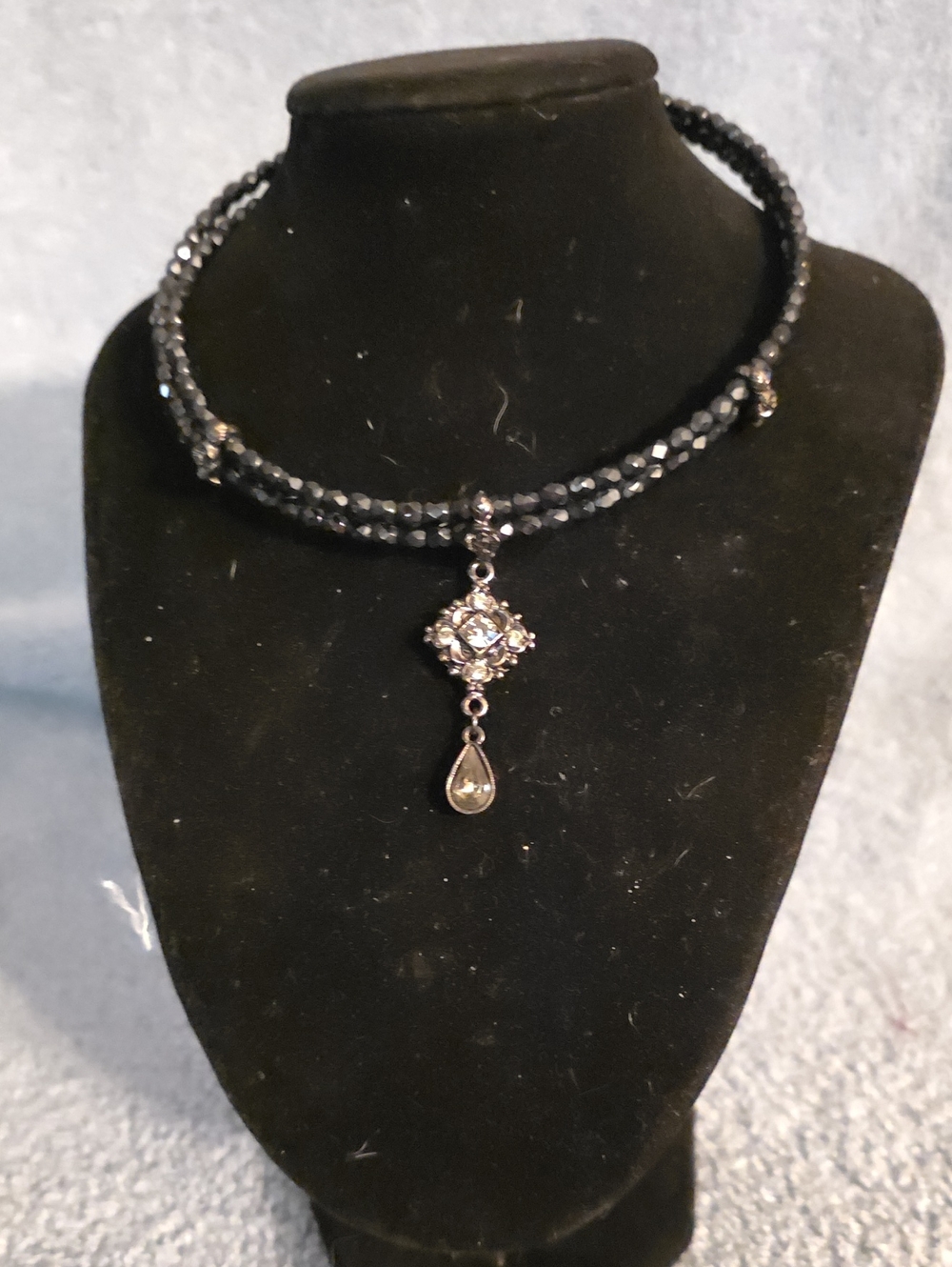 Elegant Black Beaded Pendant Choker Necklace